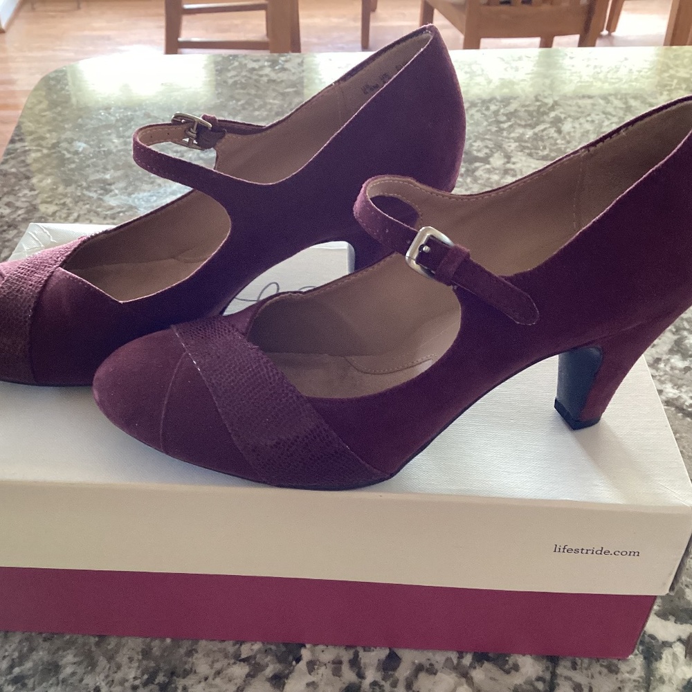 Naturalizer Deep Red Strap Heels